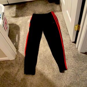 medium adidas stetpants